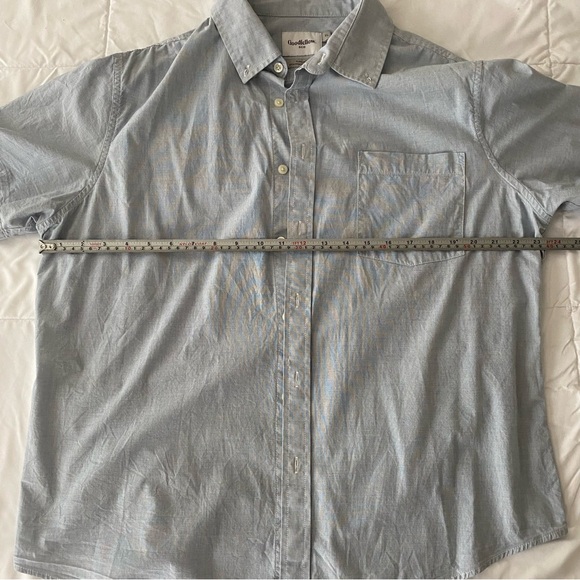 Chambray Short Sleeve Button Up - Picture 4 of 5